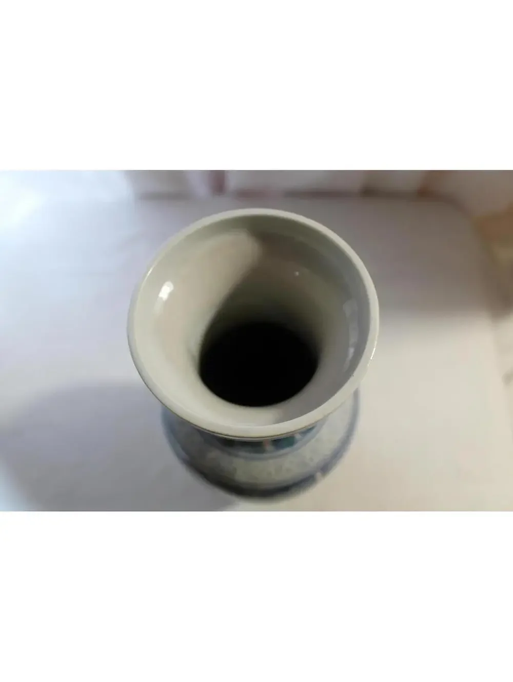 Hand Painted Chinese Vase, 11